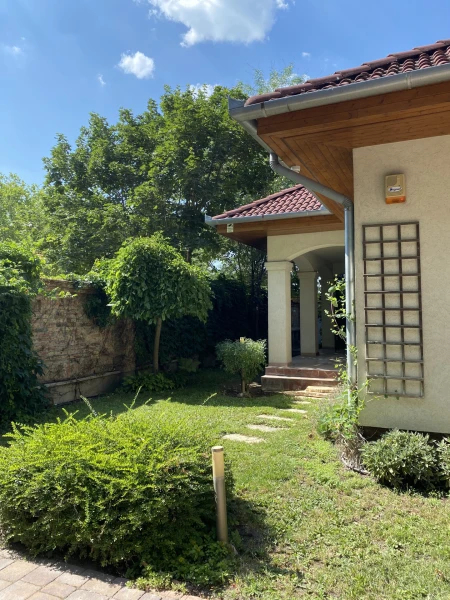 Eladó Ház Siófok 200 m2 
