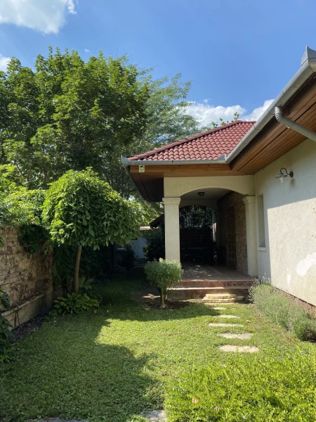 Eladó Ház Siófok 200 m2 