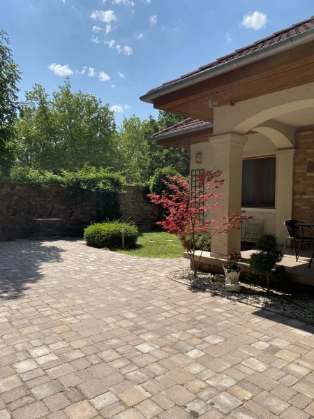 Eladó Ház Siófok 200 m2 