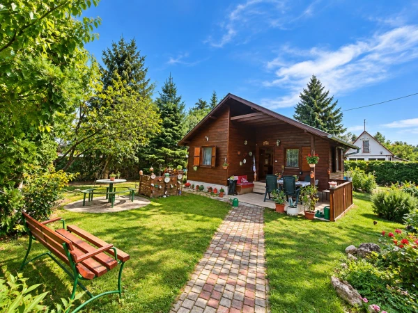 Eladó Nyaraló Győr 26 m2 