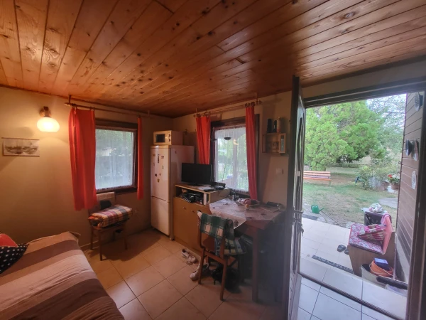 Eladó Nyaraló Győr 26 m2 