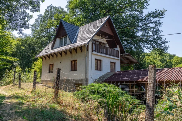 Eladó Nyaraló Varbó 100 m2 