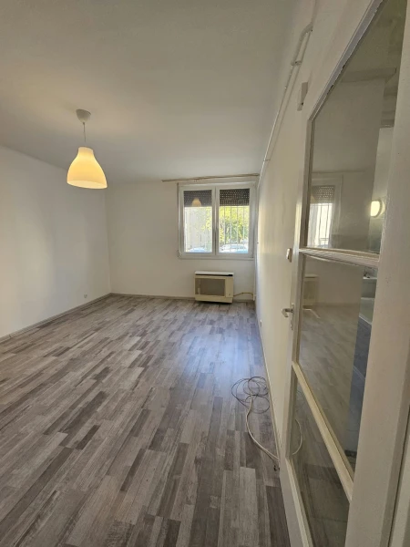 Eladó Lakás Szolnok 39 m2 