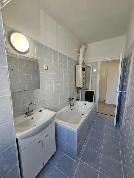 Eladó Lakás Szolnok 39 m2 
