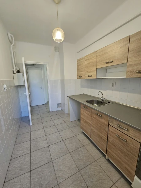 Eladó Lakás Szolnok 39 m2 