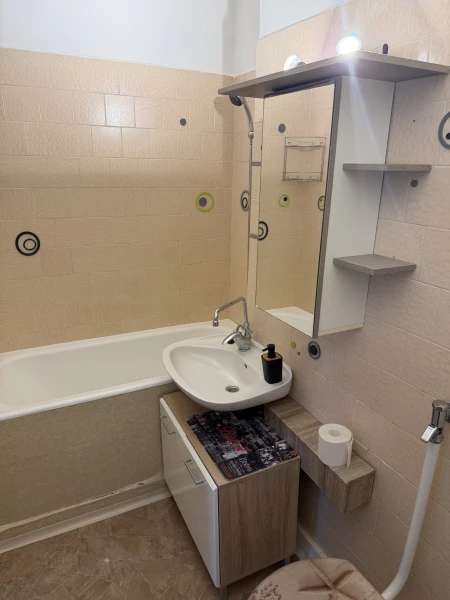 Eladó Lakás Szolnok 42 m2 
