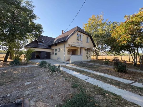 Eladó Ház Békéscsaba 131 m2 