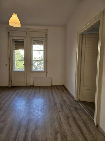 Eladó Lakás Szolnok 120 m2 