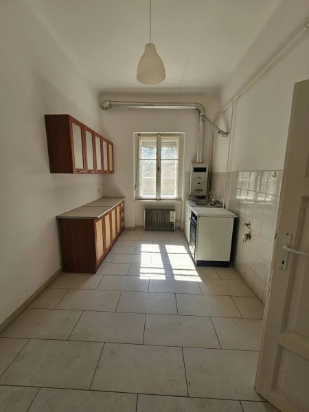 Eladó Lakás Szolnok 120 m2 