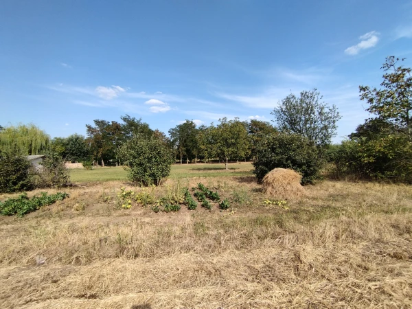 Eladó Telek Rákóczifalva 752 m2 