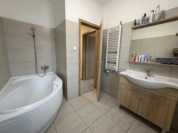 Eladó Ház Kecskemét 114 m2 