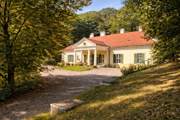 Eladó Ház Esztergom 718 m2 