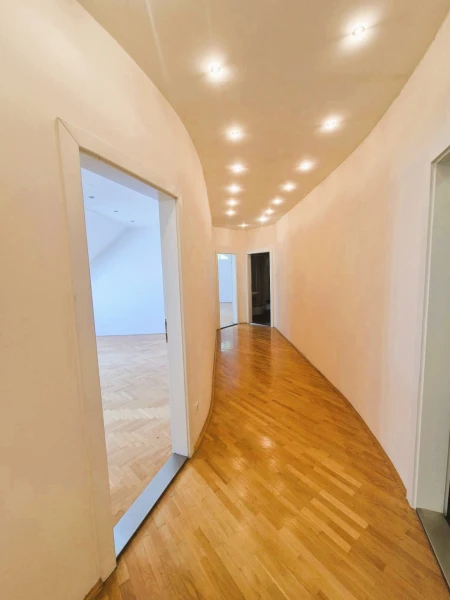 Eladó Ház Kecskemét 240 m2 