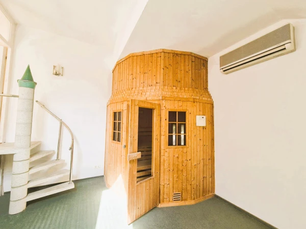 Eladó Ház Kecskemét 240 m2 