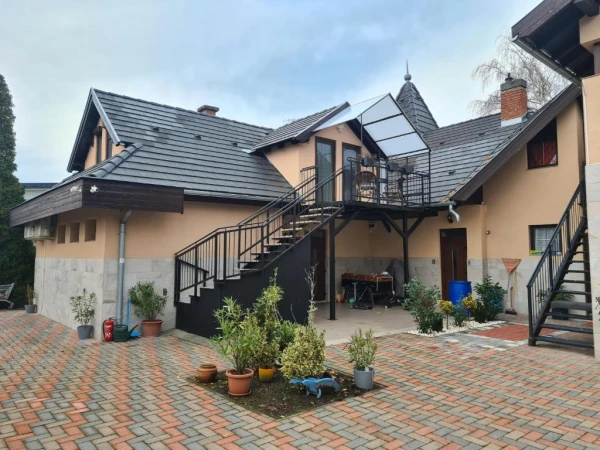 Eladó Ház Siófok 290 m2 