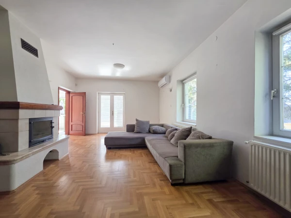 Eladó Ház Szentendre 196 m2 