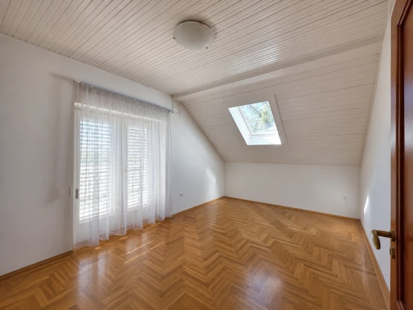 Eladó Ház Szentendre 196 m2 