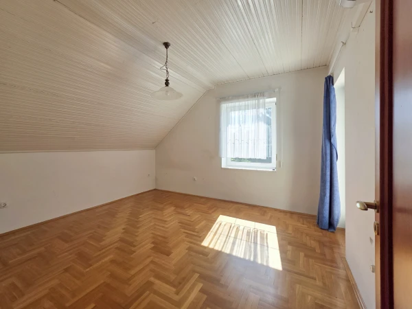 Eladó Ház Szentendre 196 m2 