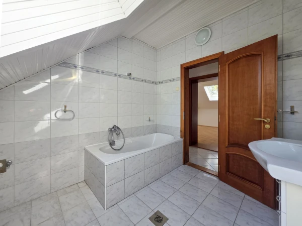 Eladó Ház Szentendre 196 m2 