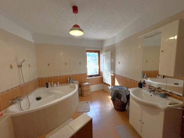 Eladó Ház Kecskemét 169 m2 