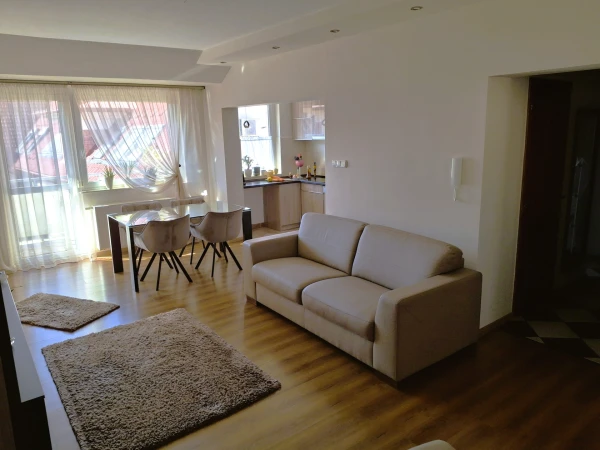 Eladó Lakás Kiskunfélegyháza 67 m2 