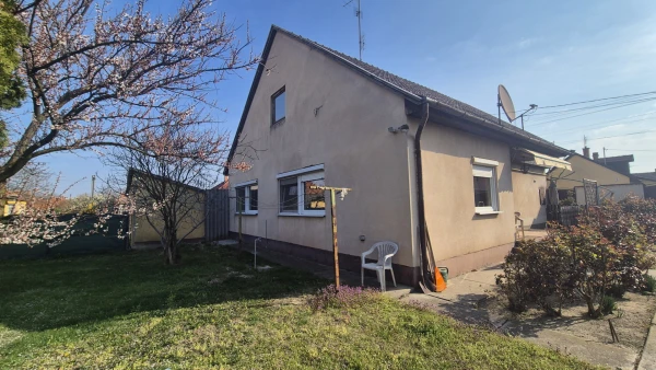 Eladó Ház Kecskemét 102 m2 