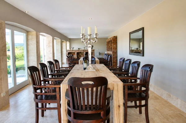 Eladó Ház Monoszló 2250 m2 