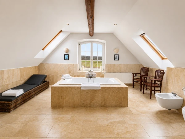 Eladó Ház Monoszló 2250 m2 