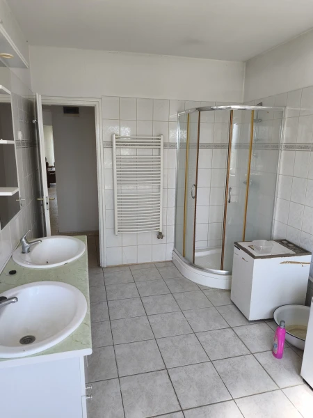 Eladó Lakás Nyíregyháza 225 m2 