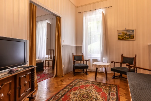 Eladó Ház Misefa 1650 m2 
