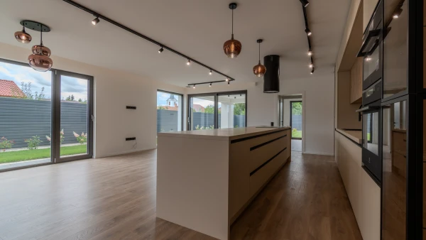 Eladó Ház Debrecen 230 m2 