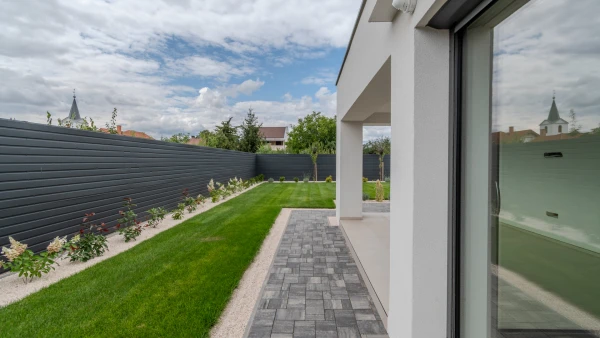 Eladó Ház Debrecen 230 m2 