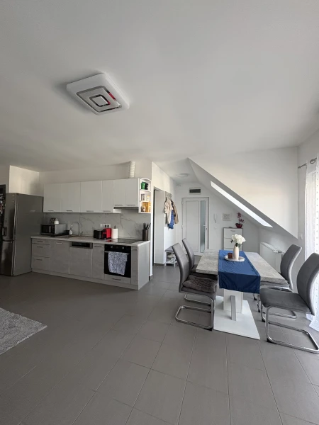 Eladó Lakás Eger 87 m2 