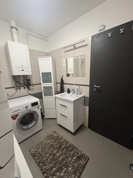 Eladó Lakás Eger 87 m2 