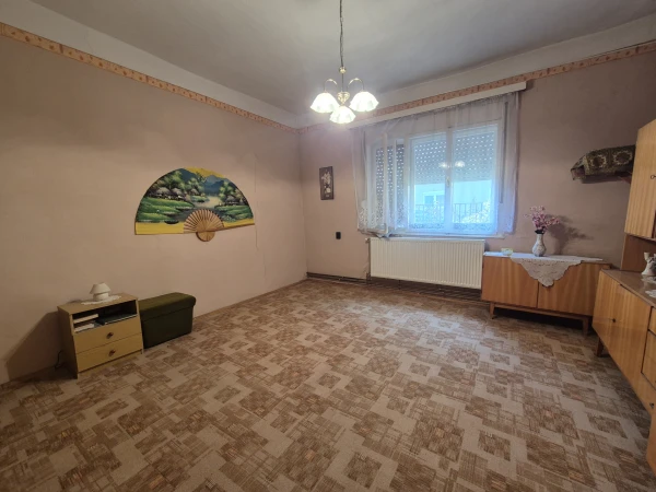 Eladó Ház Tószeg 66 m2 