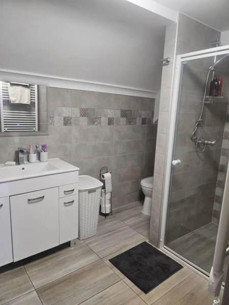 Eladó Ház Nagyoroszi 160 m2 