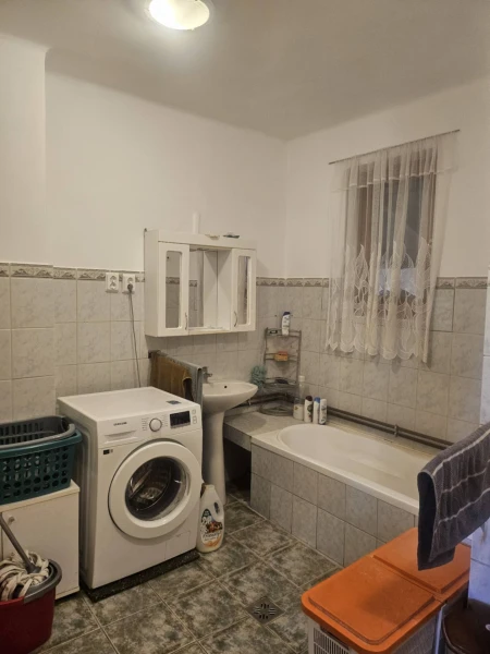 Eladó Ház Nagyoroszi 160 m2 