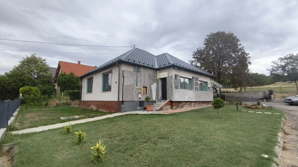 Eladó Ház Tolnanémedi 120 m2 