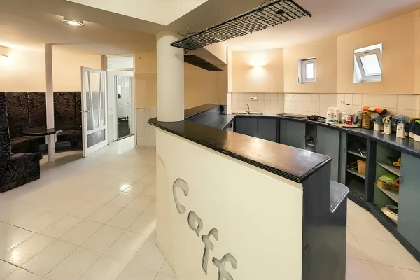 Eladó Ház Kecskemét 250 m2 