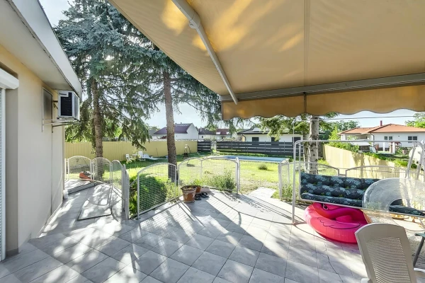 Eladó Ház Kecskemét 250 m2 
