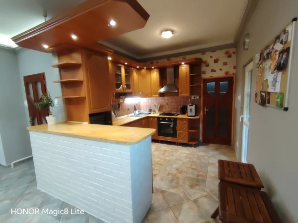Eladó Ház Emőd 210 m2 