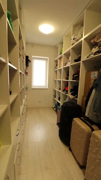 Eladó Ház Nyíregyháza 244 m2 