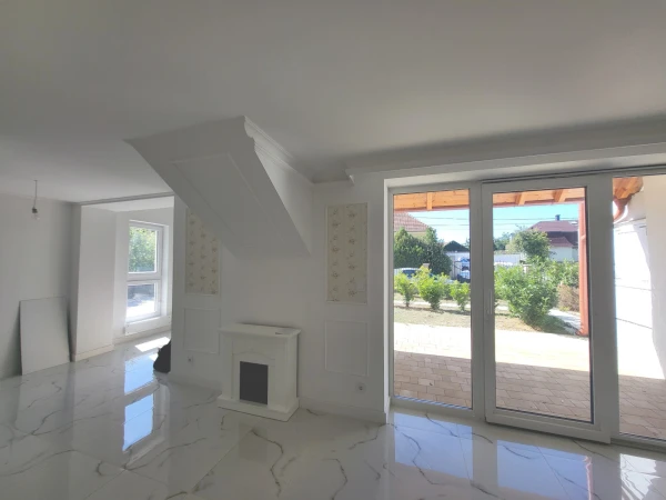 Eladó Lakás Győr 148 m2 