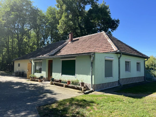 Eladó Telek Csér 15042 m2 