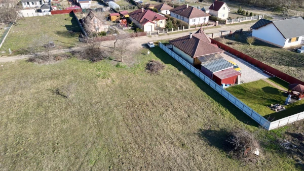 Eladó Telek Debrecen 706 m2 