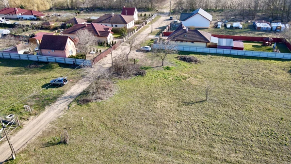 Eladó Telek Debrecen 706 m2 