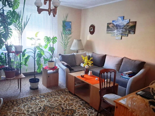 Eladó Nyaraló Jászapáti 78 m2 