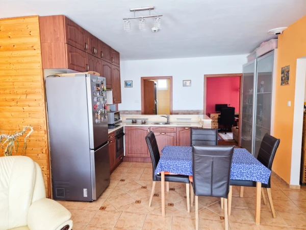Eladó Lakás Tatabánya 104 m2 