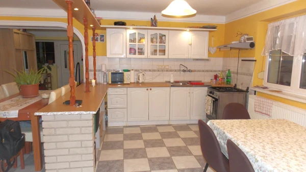 Eladó Ház Kiskunfélegyháza 95 m2 
