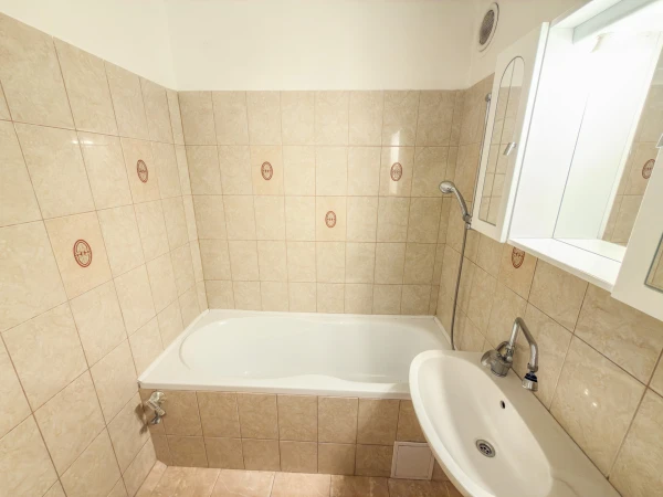 Eladó Lakás Kecskemét 63 m2 